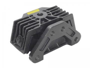 OM 904LA (LADO VOLANTE)<br />
(TARJA AMARELA)<br />
ROSCA M18 X 1,5 E ROSCA M16 X 1,5, COM 4 FUROS DE FIXA&Ccedil;&Atilde;O NO CHASSI <BR><a href='ver_produto?Cod=569#titulo' class='btn btn-theme'>ver</a>