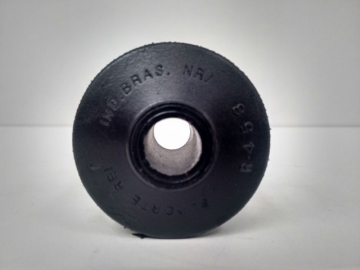 Bucha da barra estabilizadora dianteira e traseira - MB 1418/1620 (R-453) <BR><a href='ver_produto?Cod=235#titulo' class='btn btn-theme'>ver</a>