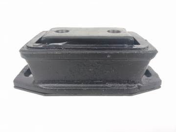 Coxim dianteiro da cabine - MB 608 (R-092A). <BR><a href='ver_produto?Cod=293#titulo' class='btn btn-theme'>ver</a>