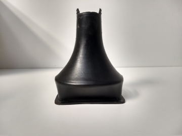 Guarda p&oacute; da alavanca do c&acirc;mbio (inferior) - MB Axor (R-3407). <BR><a href='ver_produto?Cod=401#titulo' class='btn btn-theme'>ver</a>