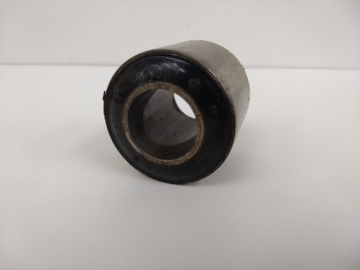 Bucha da barra estabilizadora traseira (ponta) - Volvo FH (R-695). <BR><a href='ver_produto?Cod=412#titulo' class='btn btn-theme'>ver</a>