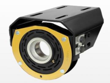 com regulagem para ajuste de comprimento e &acirc;ngulo do eixo cardan, com rolamento &Oslash; interno 55 mm, com bico graxeiro e pista de veda&ccedil;&atilde;o do retentor. <BR><a href='ver_produto?Cod=480#titulo' class='btn btn-theme'>ver</a>